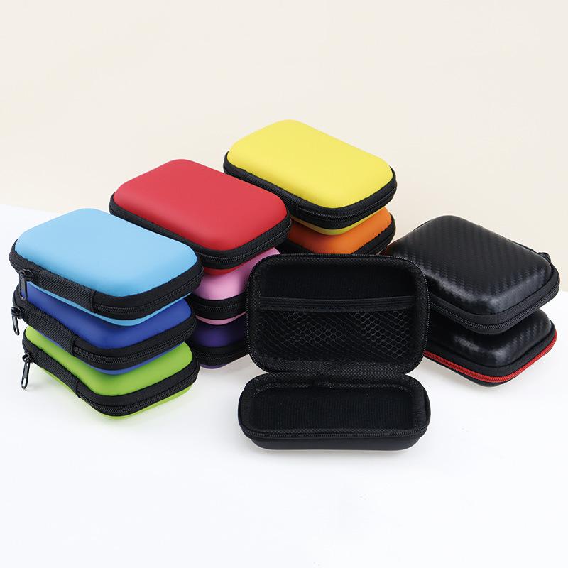 Tech Accessories Hard Case - حقيبة تنظيم ملحقات بتقنية EVA ذات
