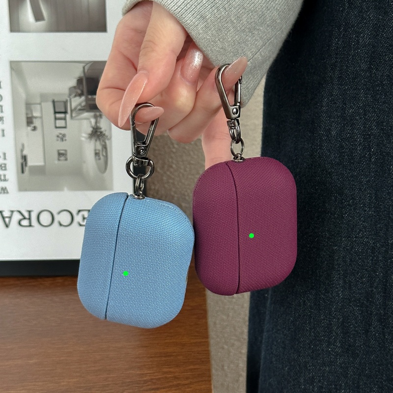 غطاء سماعات أذن من القماش التق - مراجعة Tech Accessories Hard Case وسعره