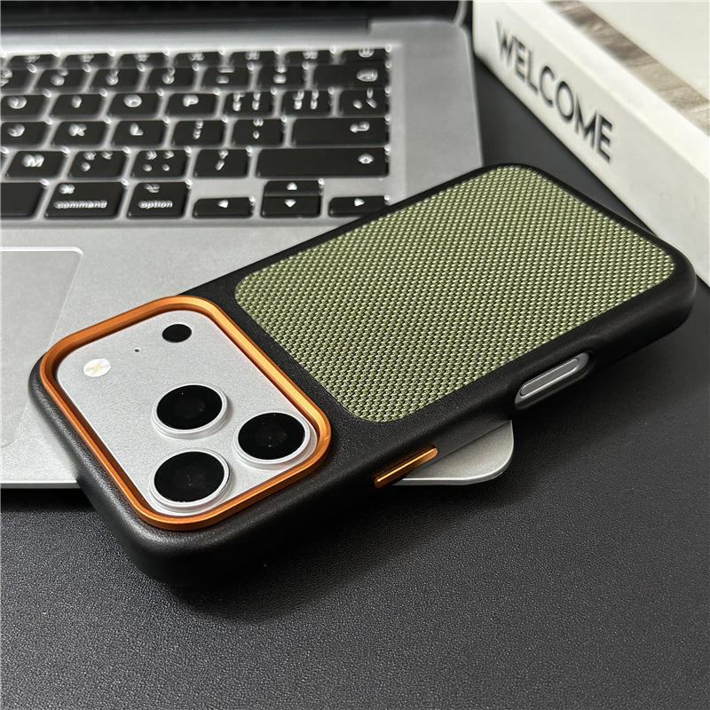 حافظة فاخرة من القماش المنسوج  - مراجعة Tech Accessories Hard Case وسعره